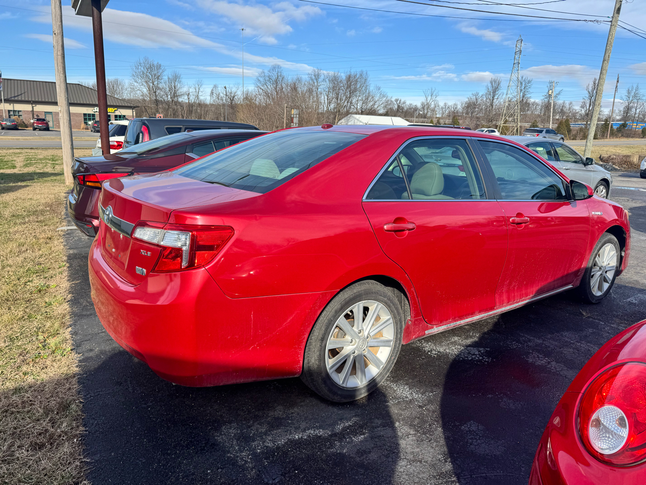 Toyota Camry Hybrid XLE 2014