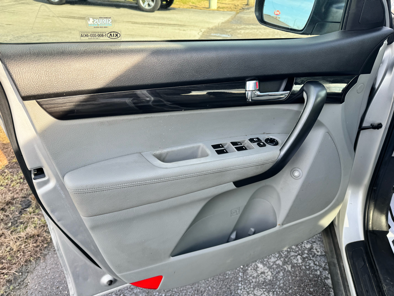 Kia Sorento LX 2WD 2011