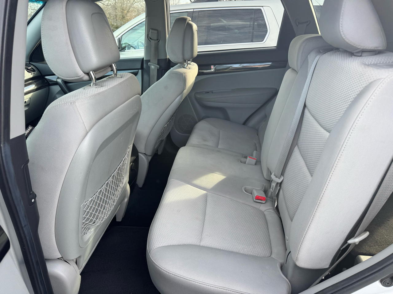 Kia Sorento LX 2WD 2011