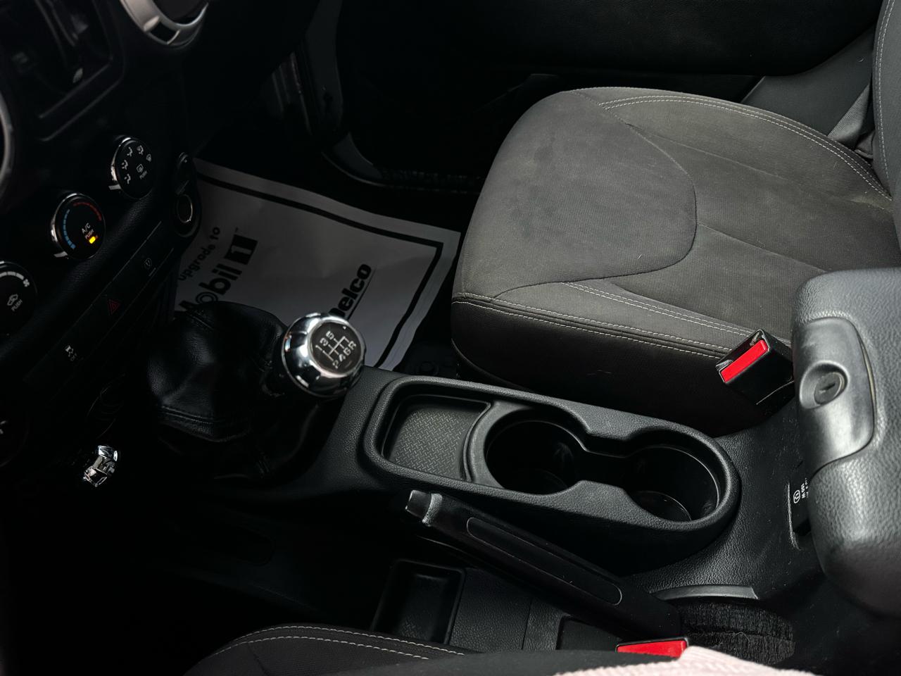 Jeep Wrangler Unlimited Sahara 4WD 2016