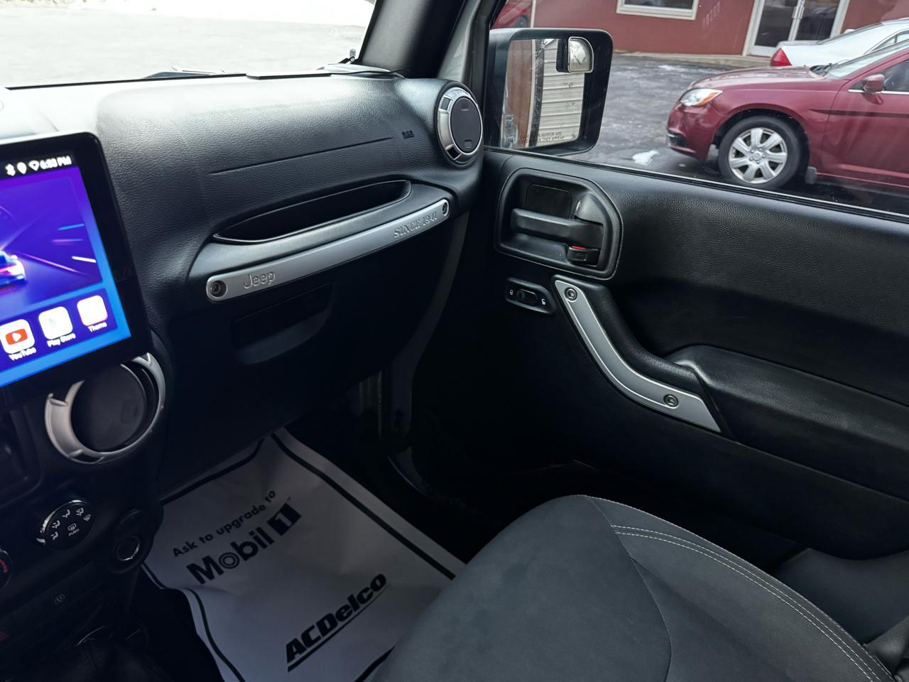 Jeep Wrangler Unlimited Sahara 4WD 2016