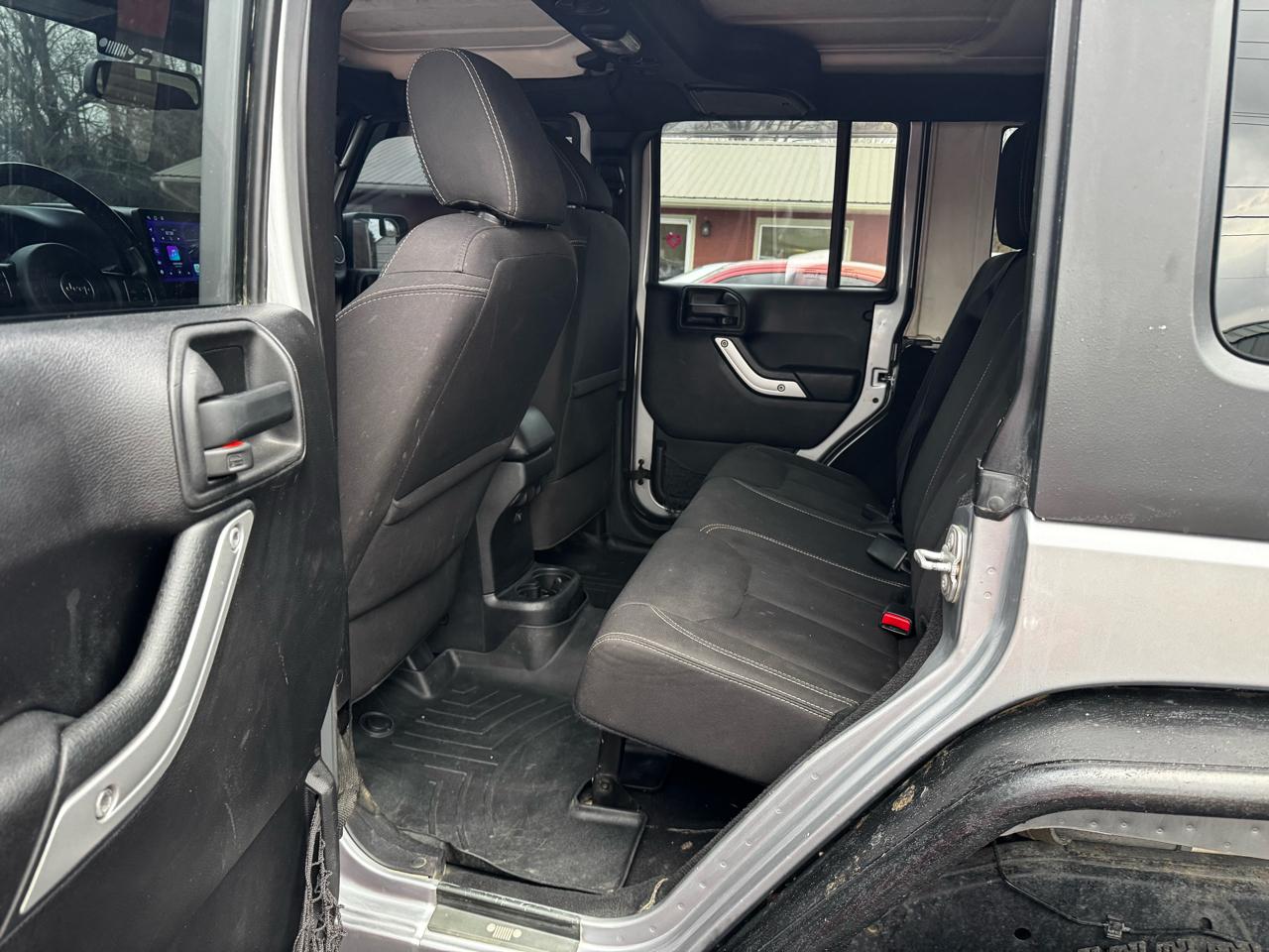 Jeep Wrangler Unlimited Sahara 4WD 2016