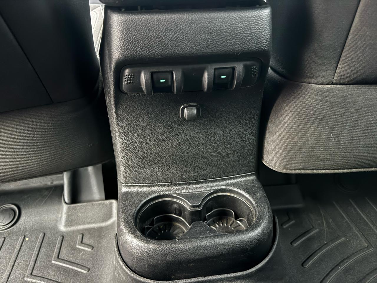 Jeep Wrangler Unlimited Sahara 4WD 2016