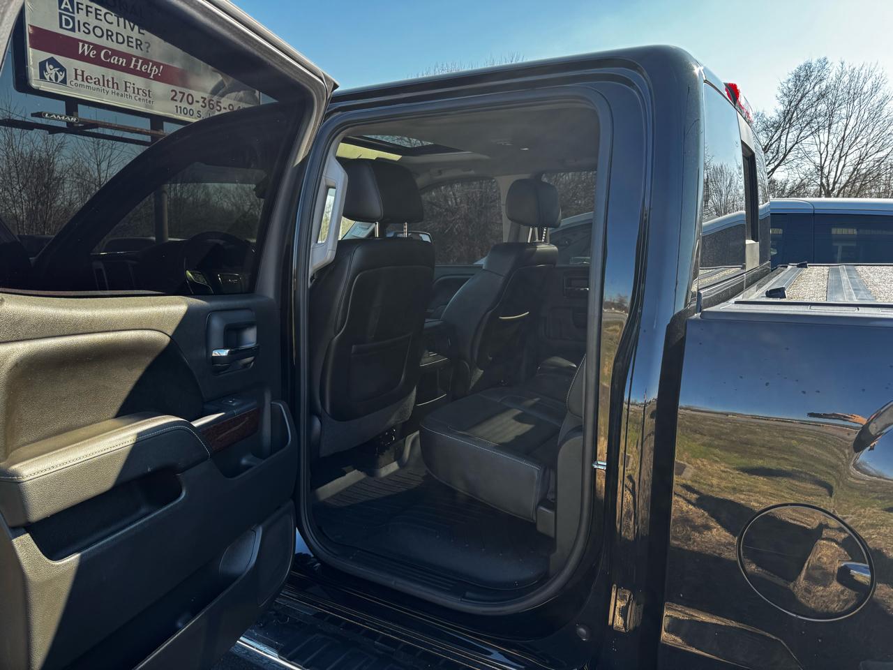 GMC Sierra 1500 SLT Crew Cab Short Box 4WD 2015