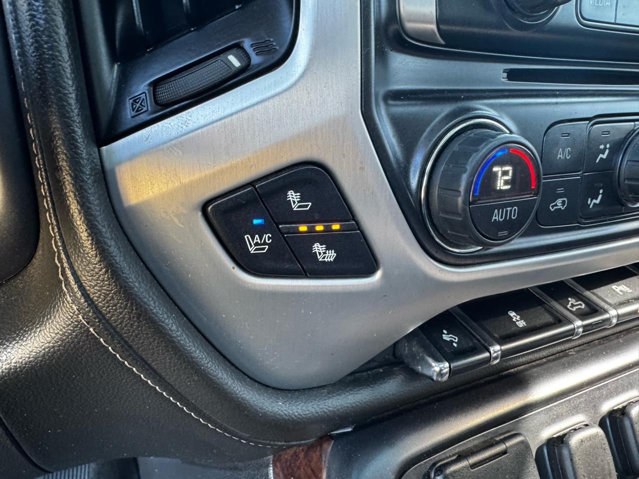 GMC Sierra 1500 SLT Crew Cab Short Box 4WD 2015