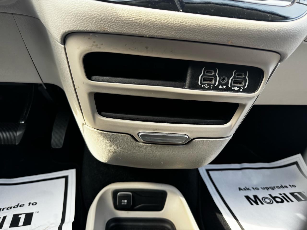 Chrysler Voyager LX 2023