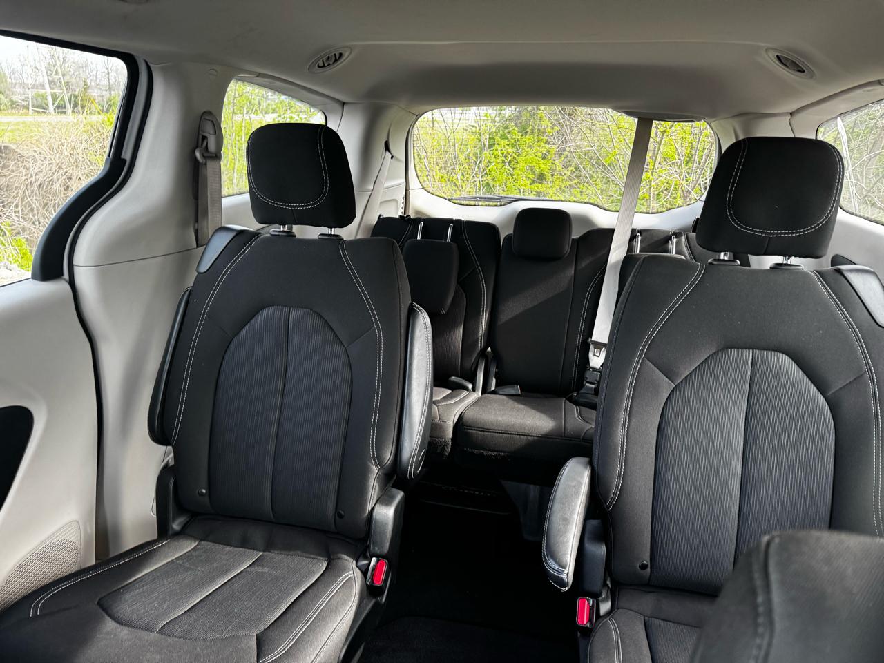 Chrysler Voyager LX 2023