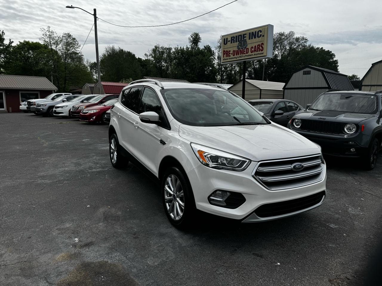 Ford Escape Titanium FWD 2017