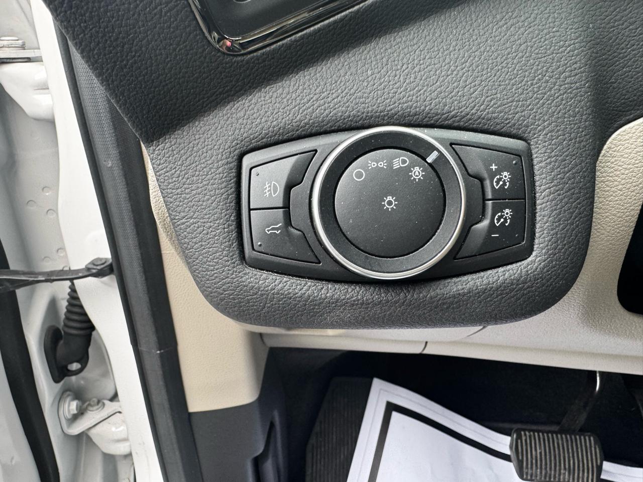 Ford Escape Titanium FWD 2017