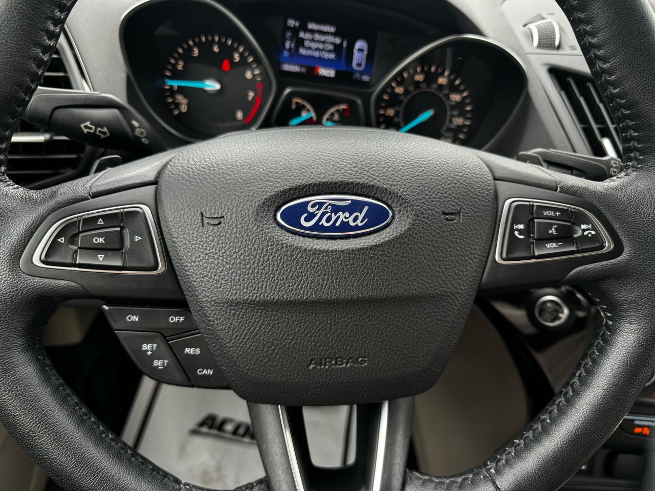 Ford Escape Titanium FWD 2017