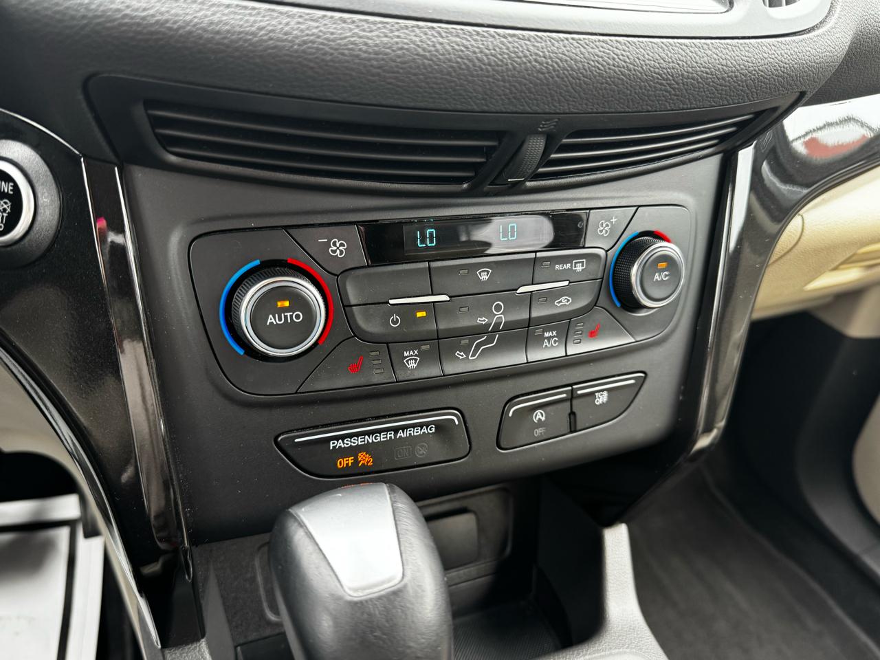 Ford Escape Titanium FWD 2017