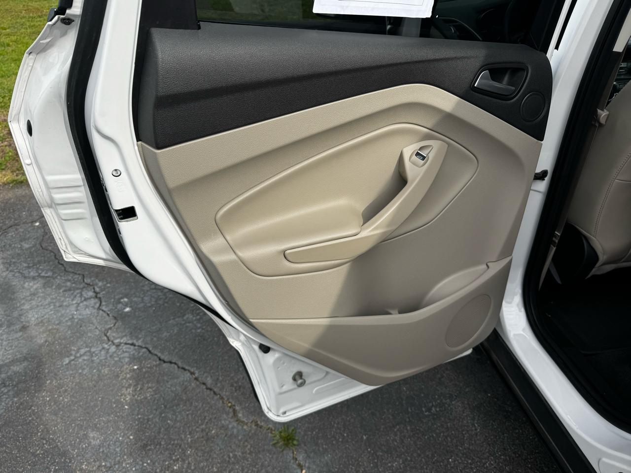 Ford Escape Titanium FWD 2017