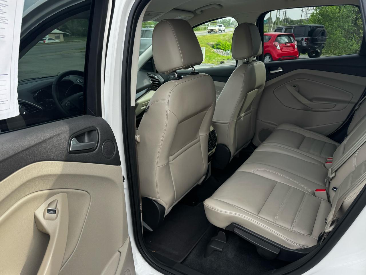 Ford Escape Titanium FWD 2017