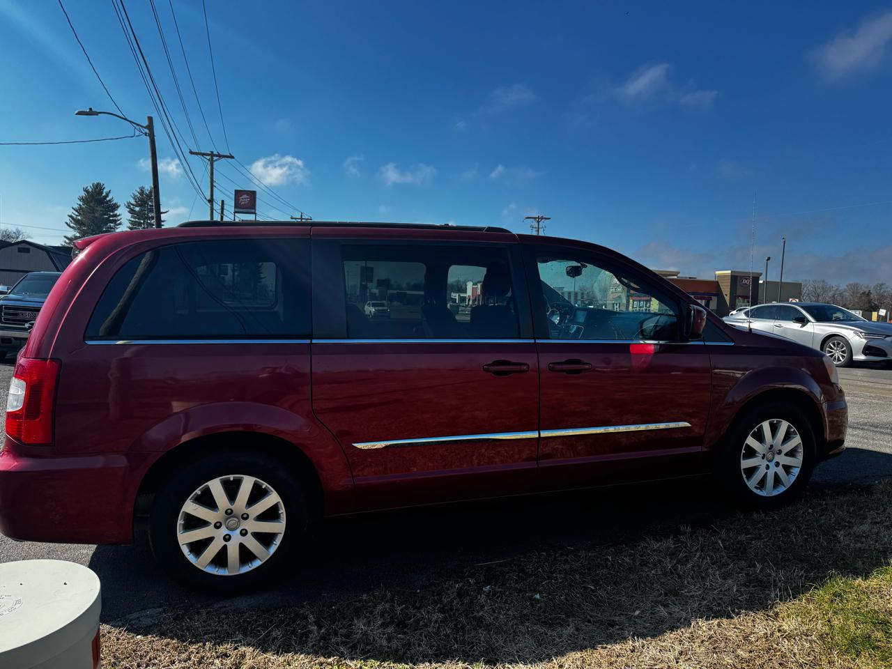 Chrysler Town & Country Touring 2014