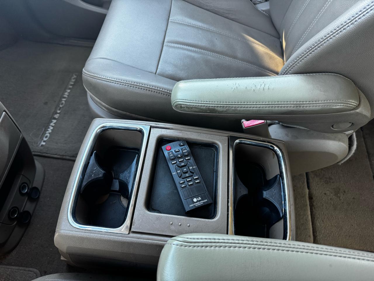 Chrysler Town & Country Touring 2014