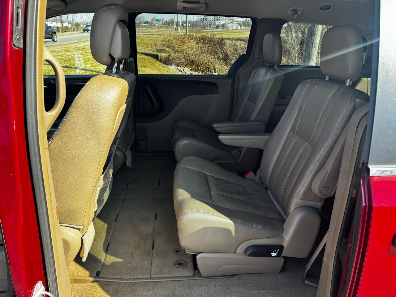 Chrysler Town & Country Touring 2014