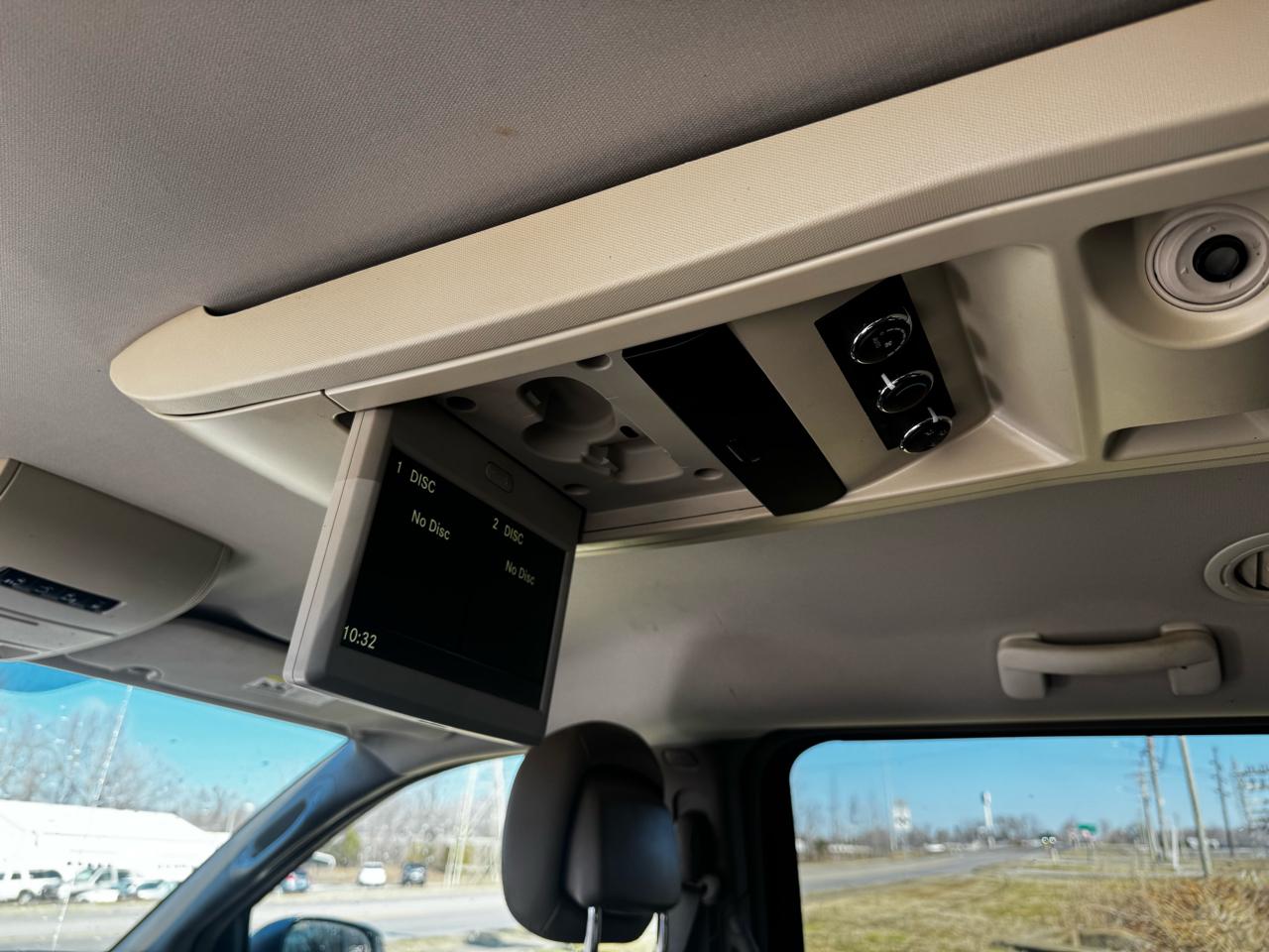 Chrysler Town & Country Touring 2014