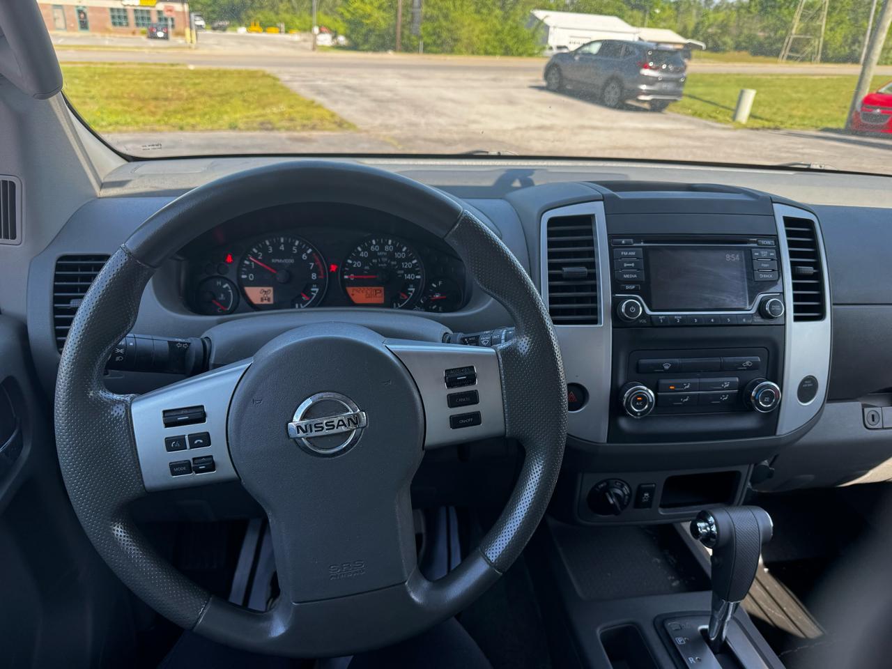 Nissan Frontier PRO-4X Crew Cab 5AT 4WD 2016