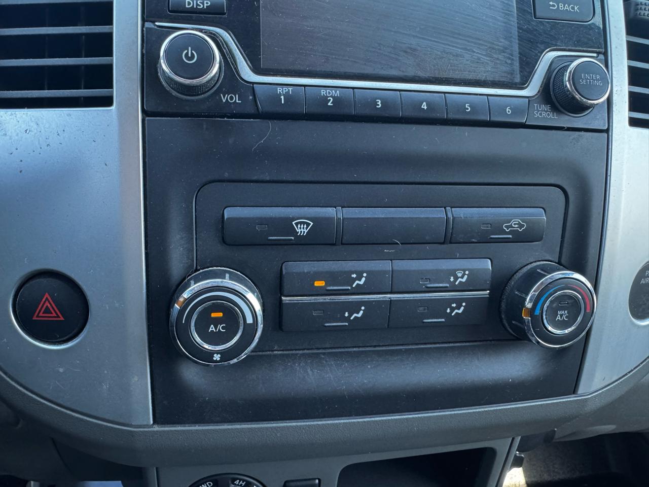 Nissan Frontier PRO-4X Crew Cab 5AT 4WD 2016