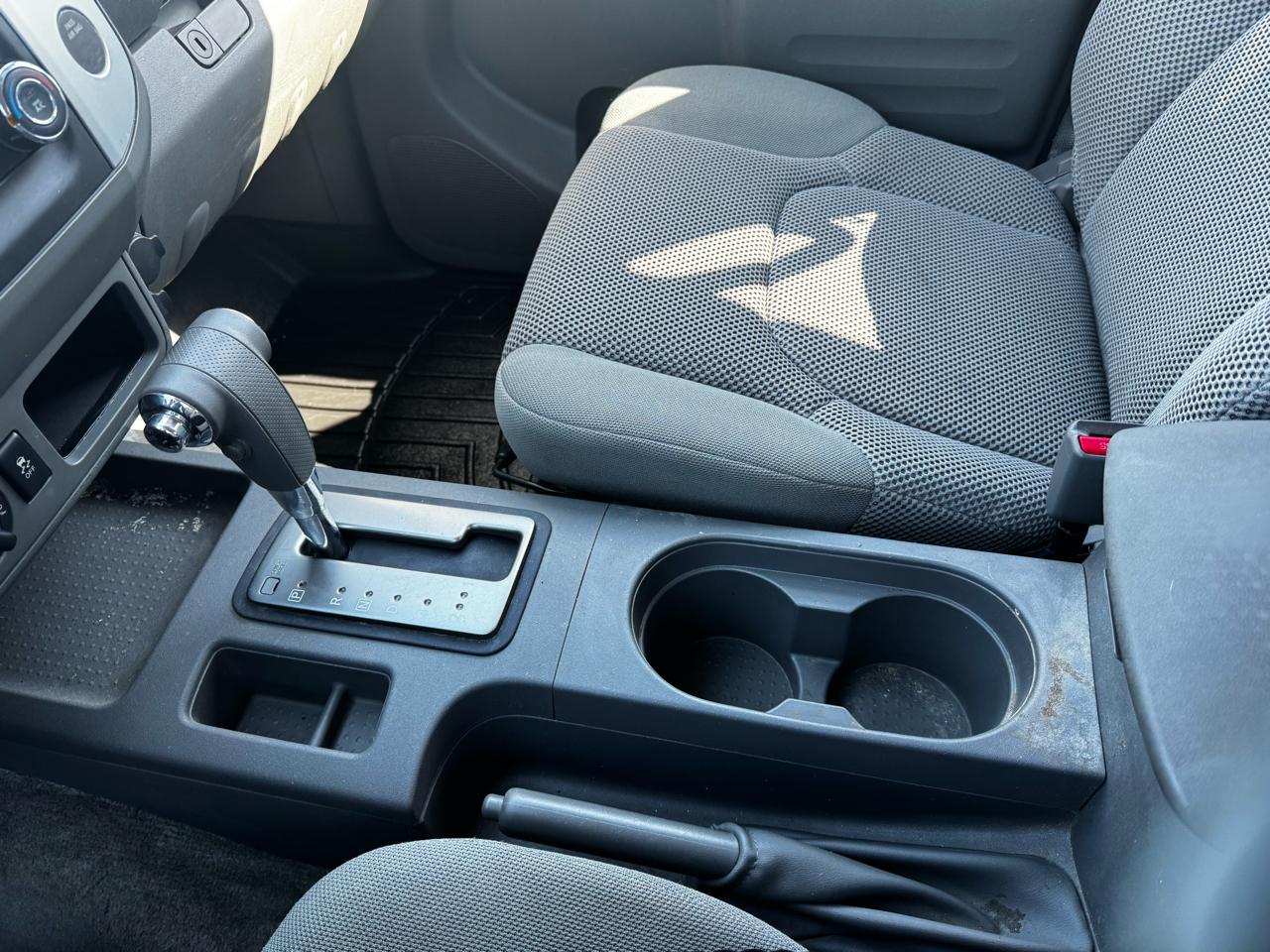 Nissan Frontier PRO-4X Crew Cab 5AT 4WD 2016