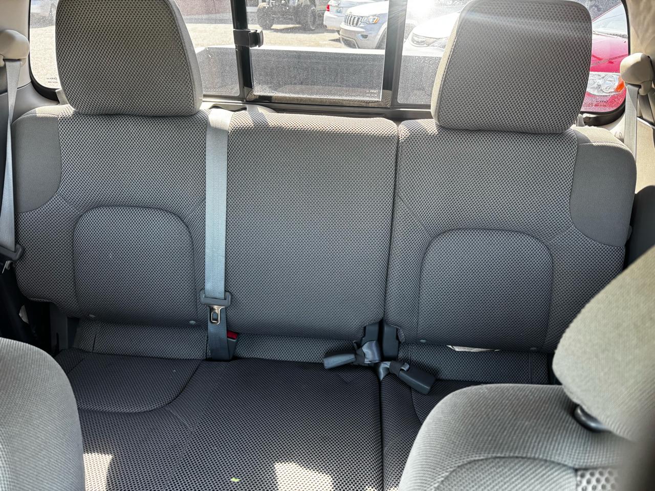 Nissan Frontier PRO-4X Crew Cab 5AT 4WD 2016