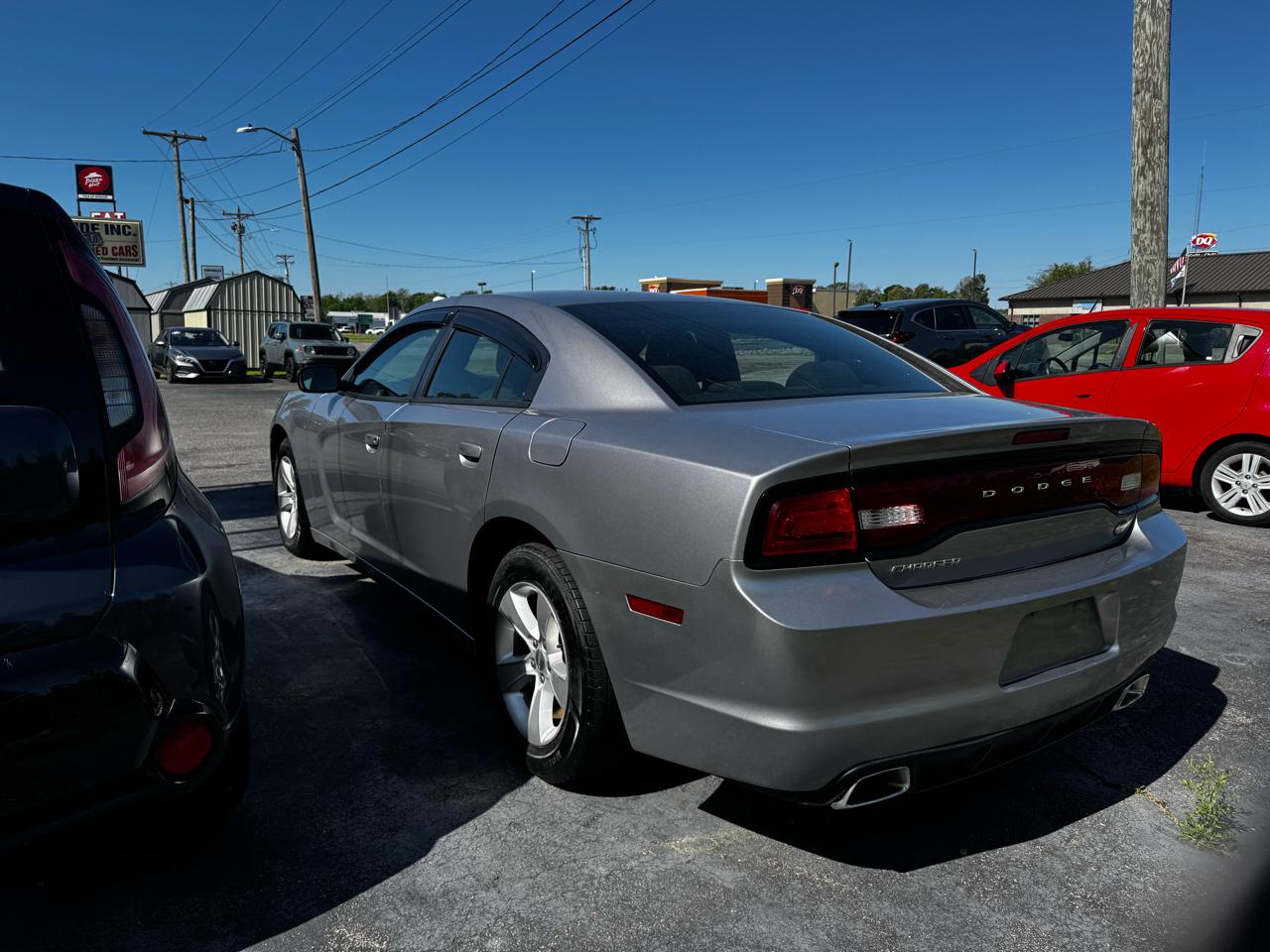 Dodge Charger SE 2014