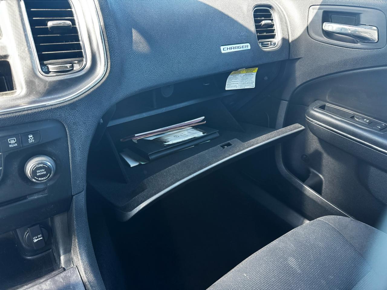 Dodge Charger SE 2014