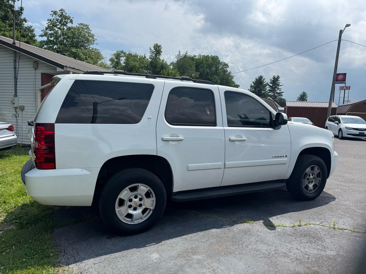 Chevrolet Tahoe LT1 4WD 2009