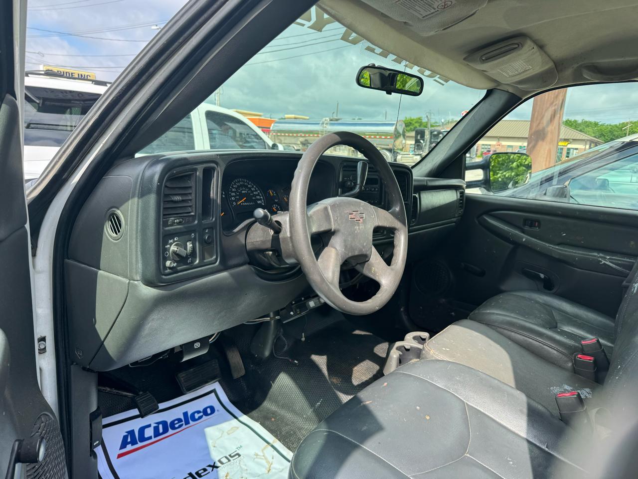 Chevrolet Silverado Classic 2500HD LS Crew Cab 2WD 2007