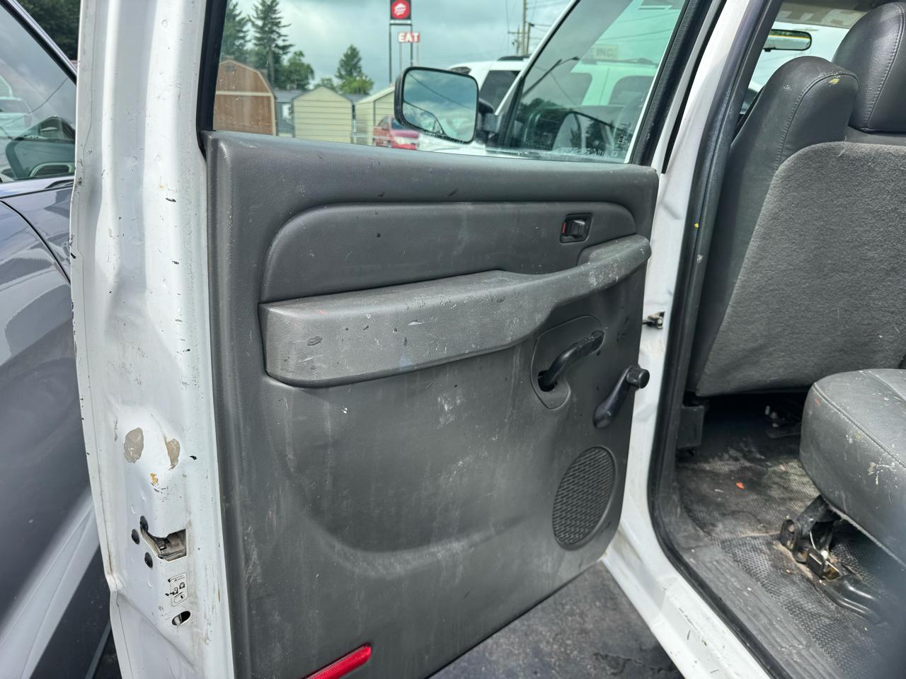 Chevrolet Silverado Classic 2500HD LS Crew Cab 2WD 2007