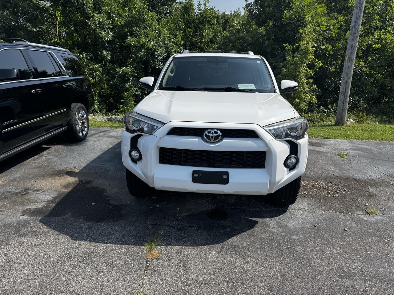 Toyota 4Runner SR5 2WD 2016