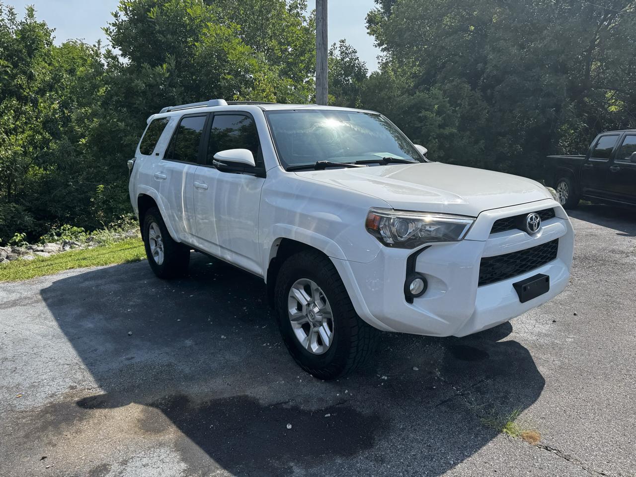 Toyota 4Runner SR5 2WD 2016