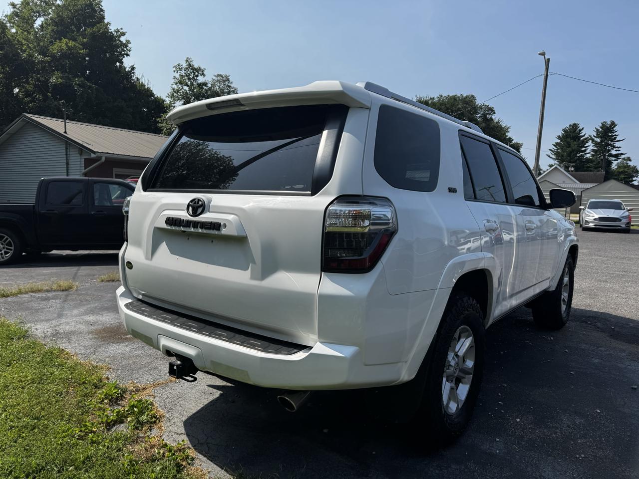 Toyota 4Runner SR5 2WD 2016