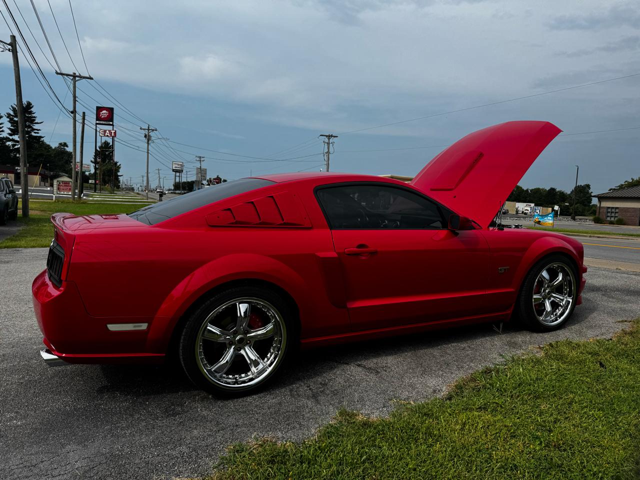Ford Mustang GT Deluxe Coupe 2007