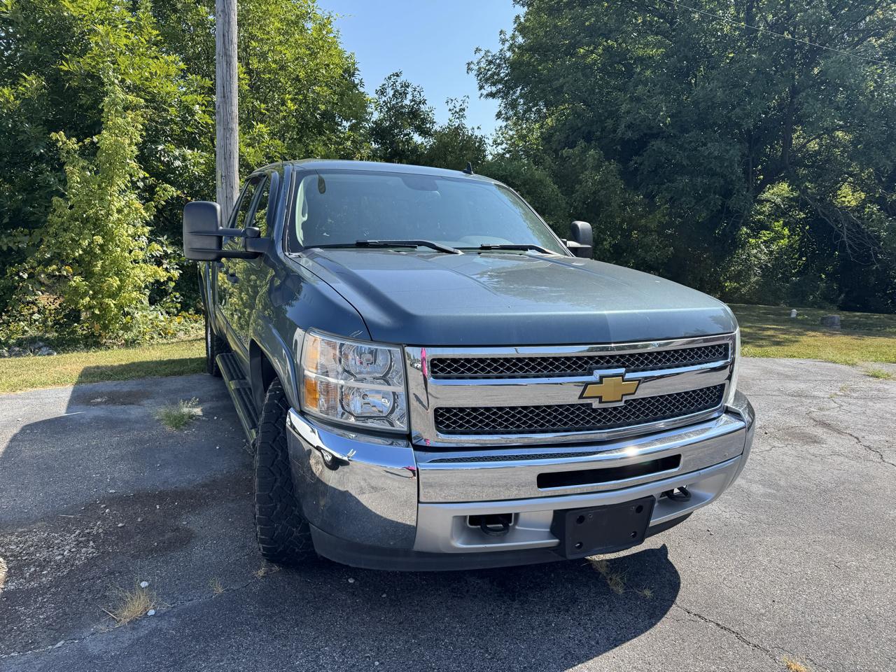 Chevrolet Silverado 1500 LT Crew Cab 4WD 2013