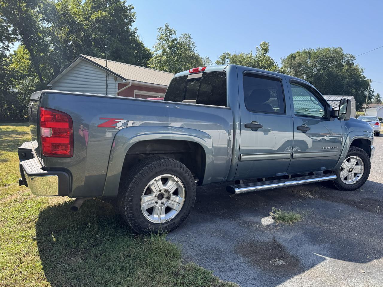 Chevrolet Silverado 1500 LT Crew Cab 4WD 2013
