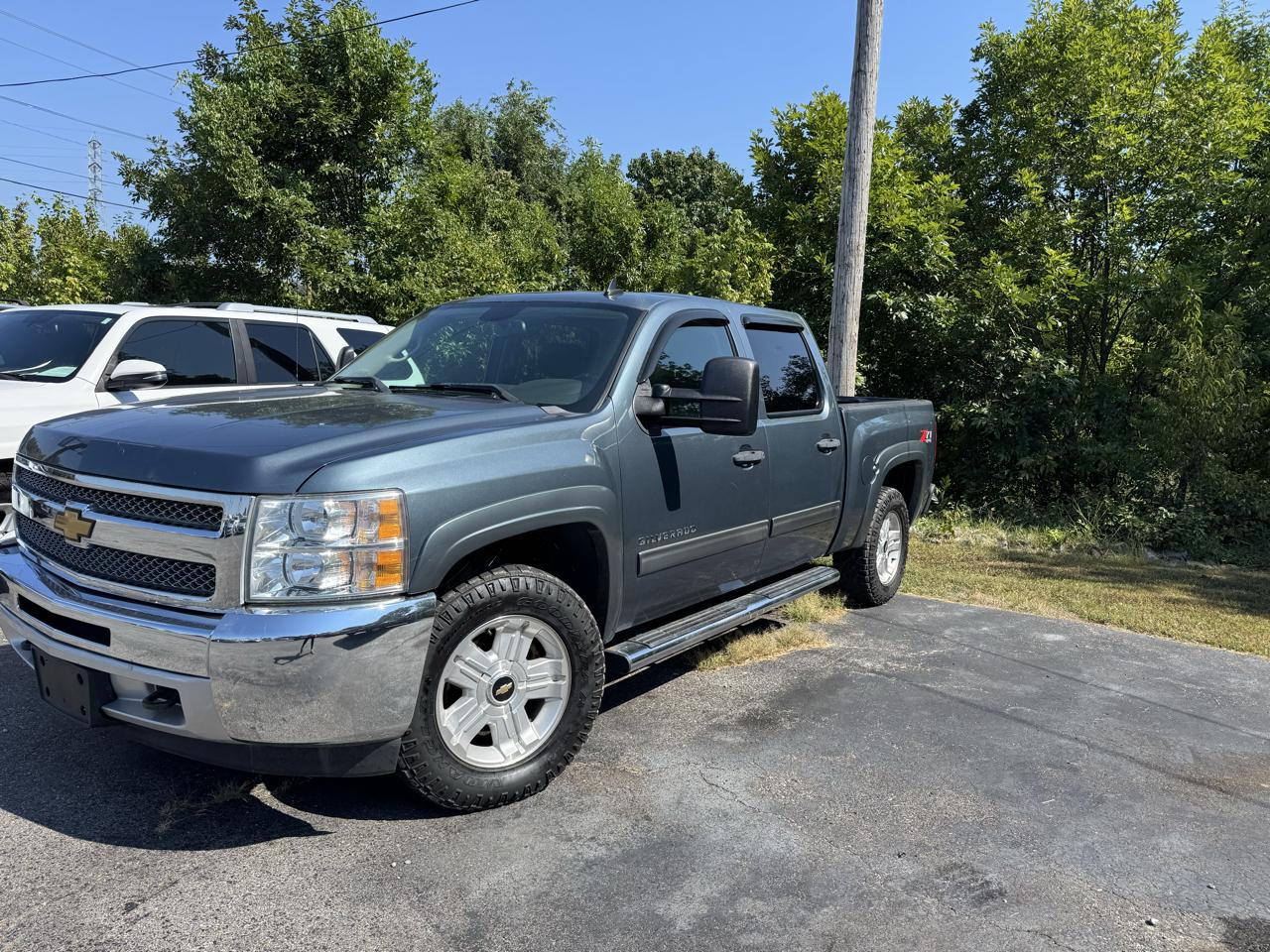 Chevrolet Silverado 1500 LT Crew Cab 4WD 2013