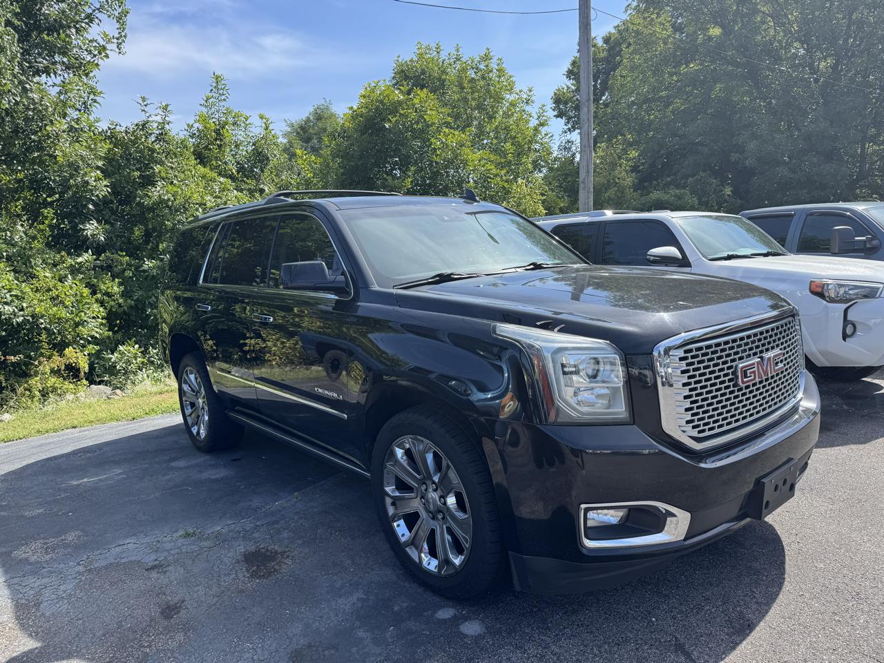 GMC Yukon Denali 4WD 2015