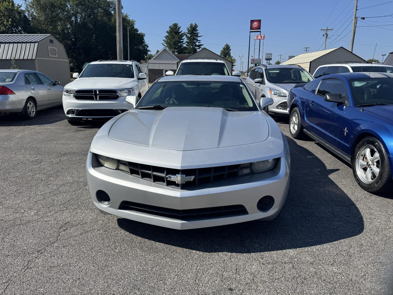 Chevrolet Camaro LS Coupe 2012