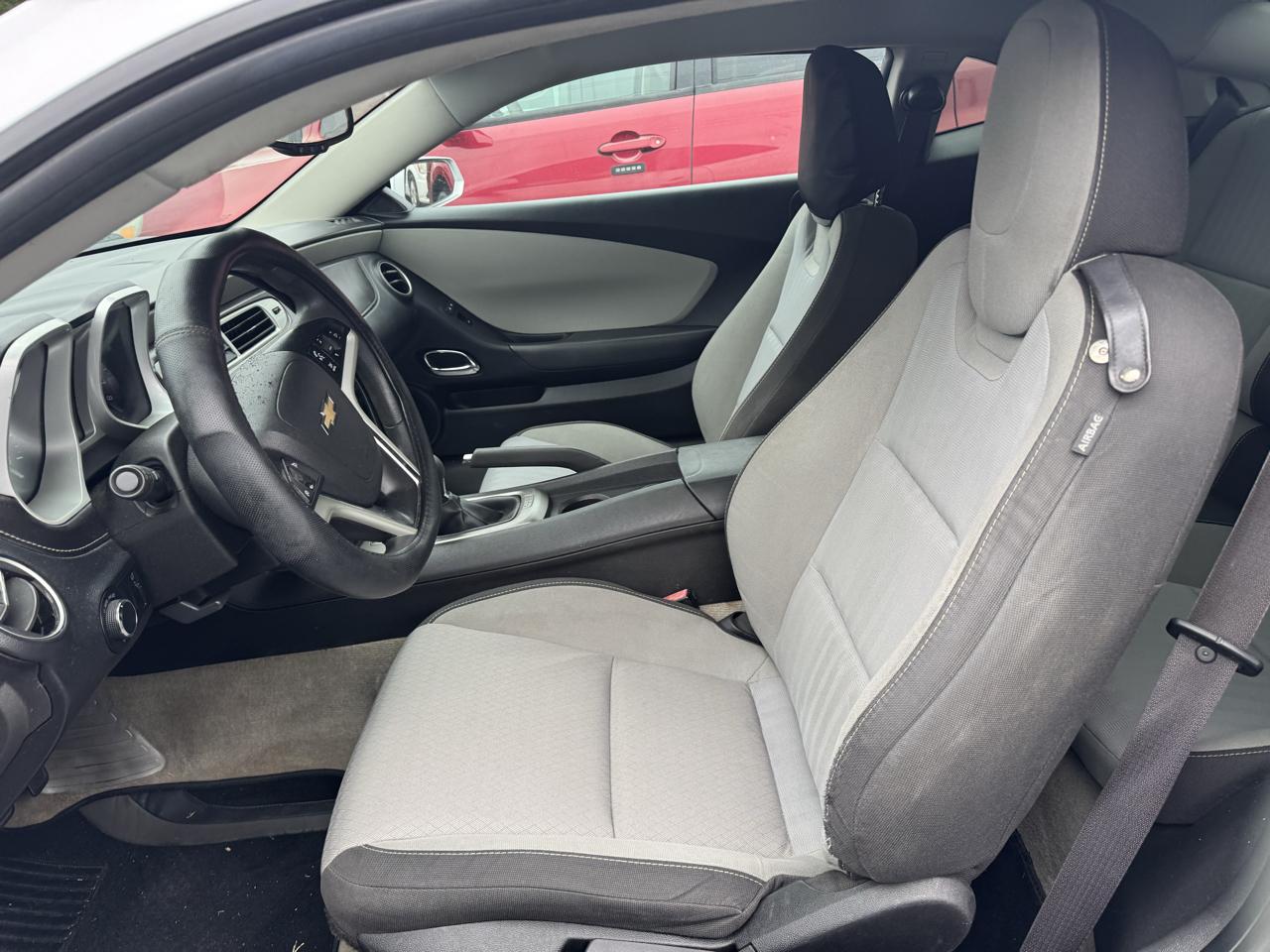 Chevrolet Camaro LS Coupe 2012
