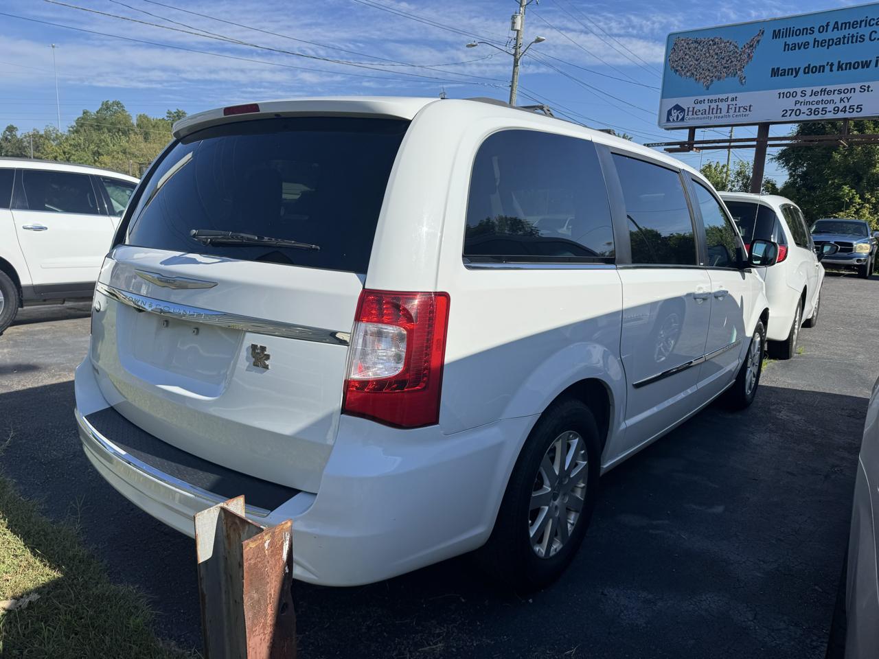 Chrysler Town & Country Touring 2014