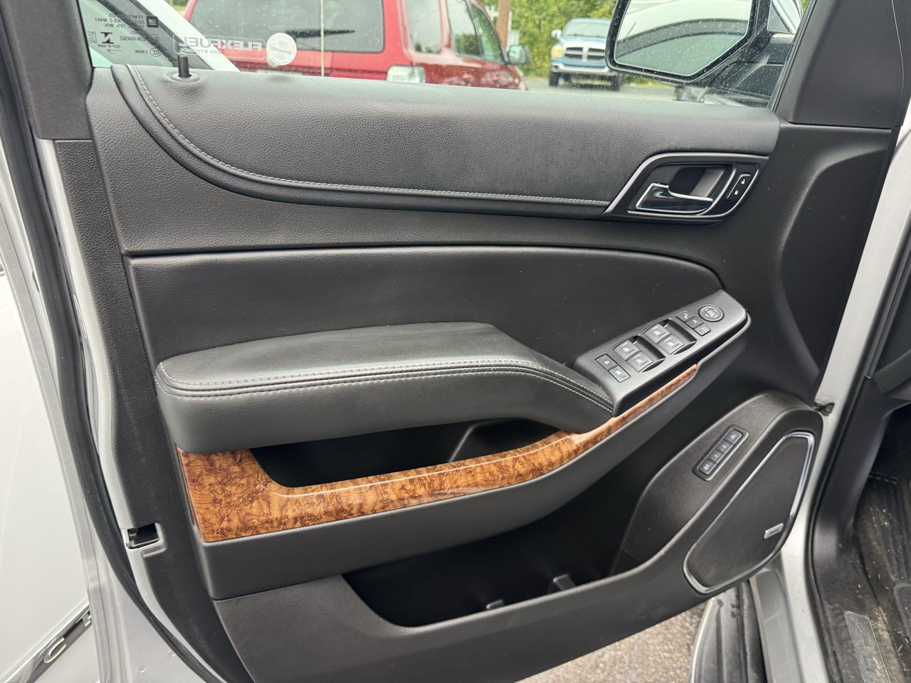 Chevrolet Suburban Premier 4WD 2018