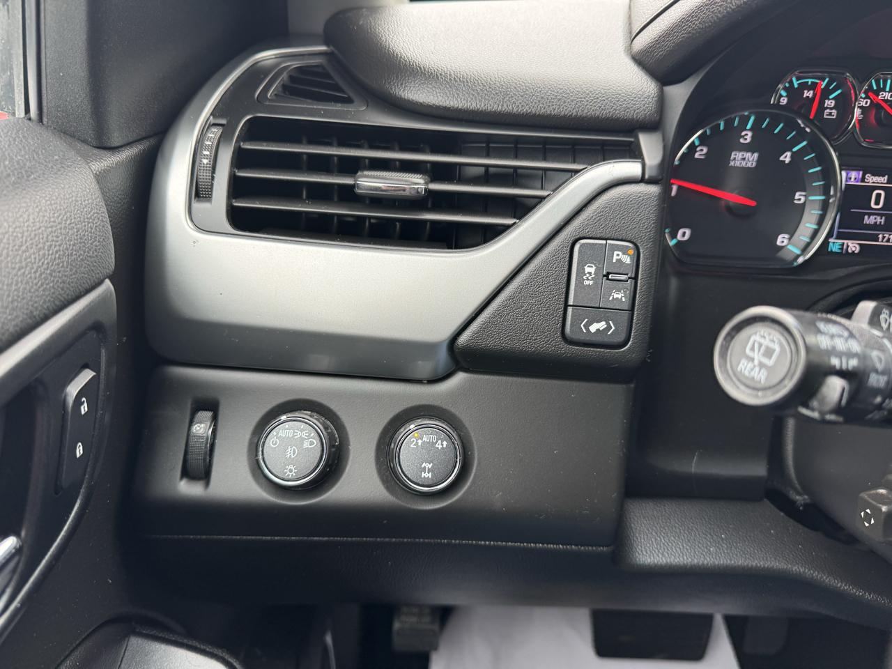 Chevrolet Suburban Premier 4WD 2018