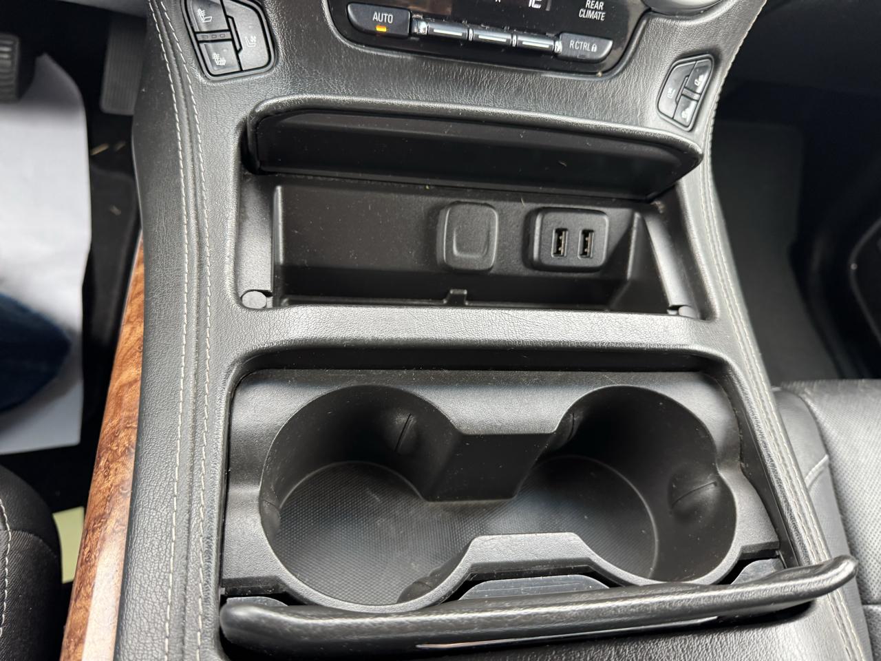 Chevrolet Suburban Premier 4WD 2018