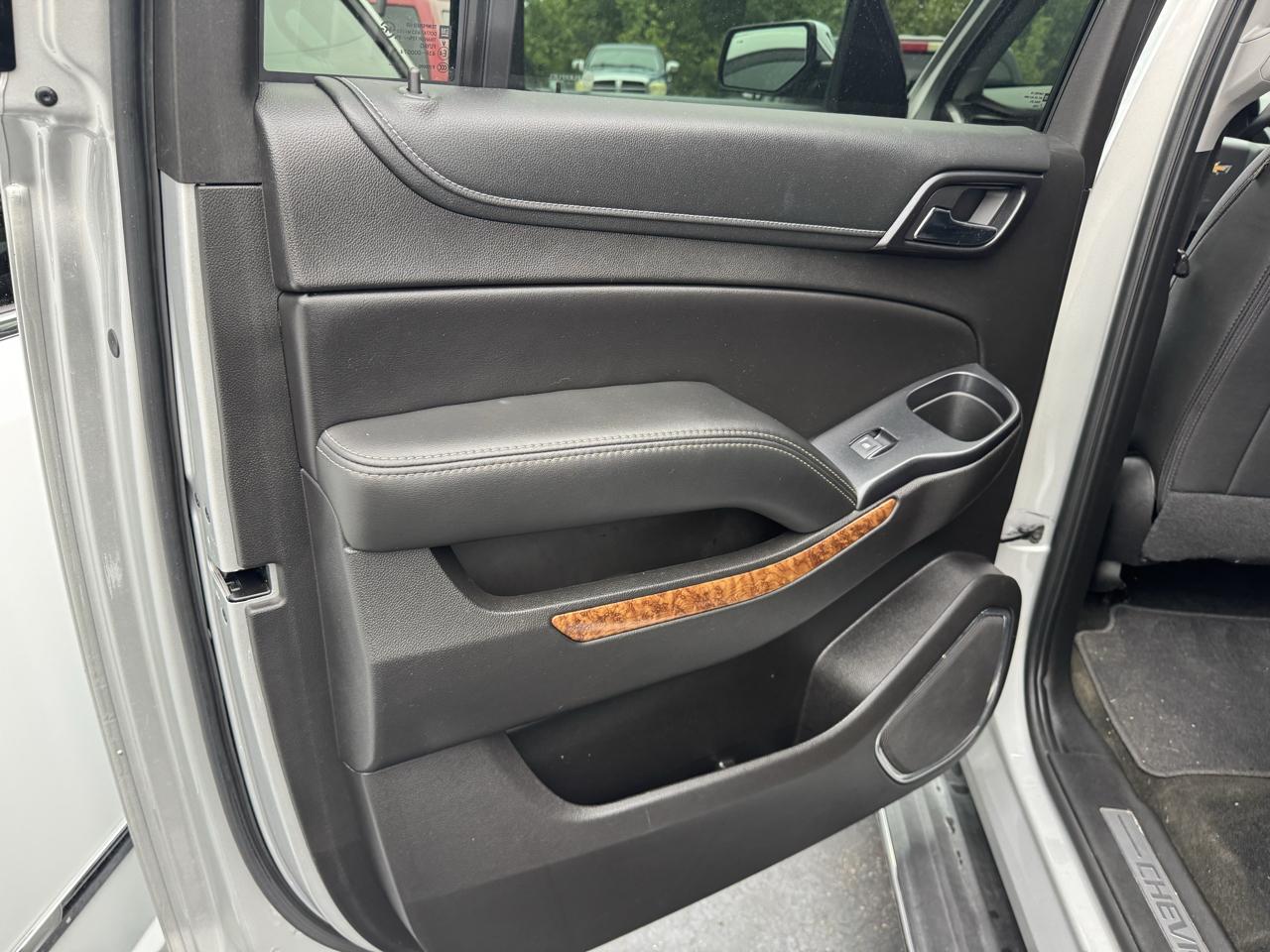 Chevrolet Suburban Premier 4WD 2018