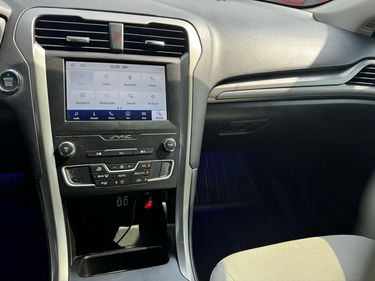 Ford Fusion SE 2019