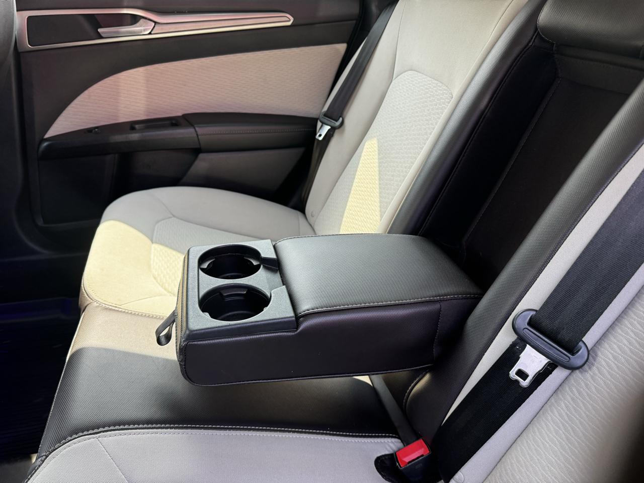 Ford Fusion SE 2019