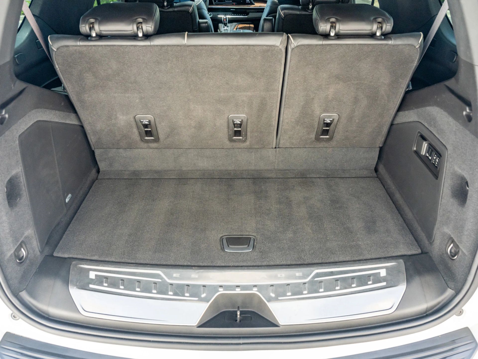 Cadillac Escalade  2021