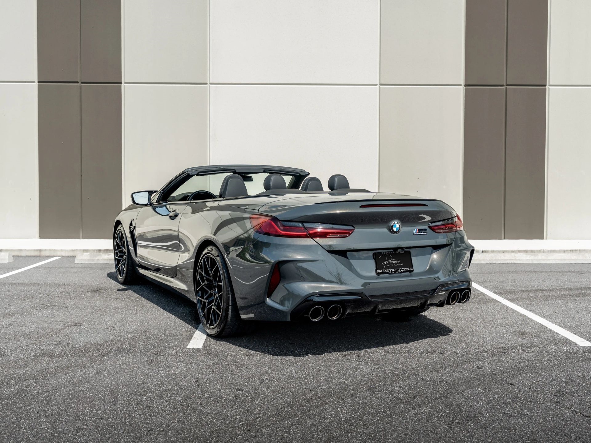 2022 Bmw M8 Competition Convertible photo 2