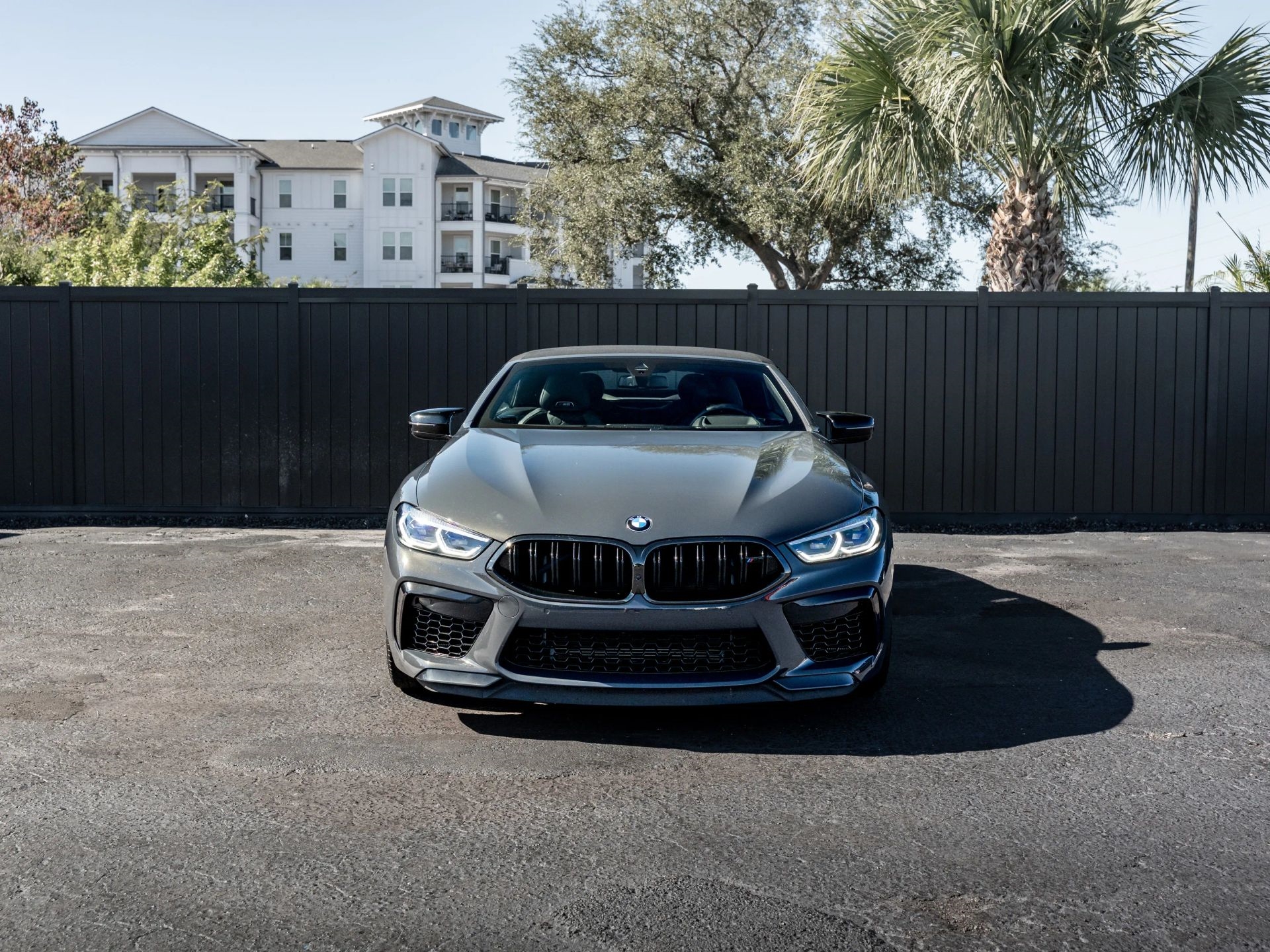 BMW M8  2022